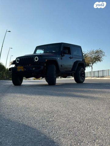 מודעת רכב ג'יפ רנגלר