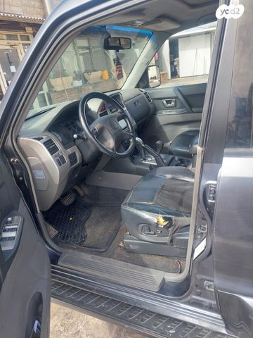 מיצובישי פג'רו