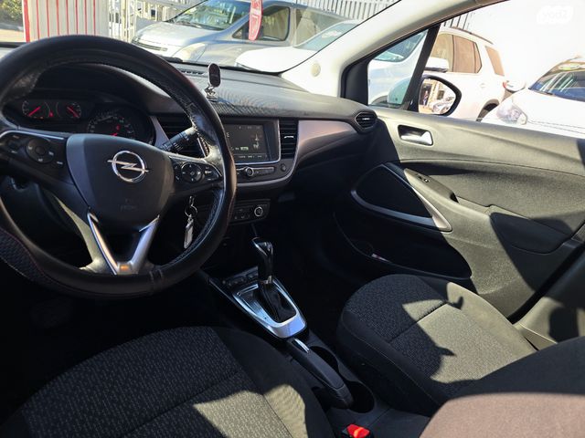 אופל קרוסלנד X