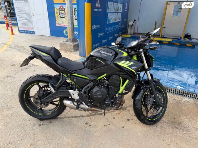 קאוואסאקי Z650 abs