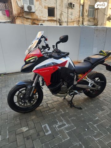 דוקאטי מולטיסטרדה V4s