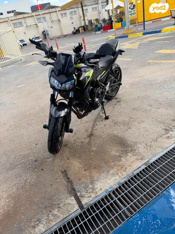 קאוואסאקי Z650 abs