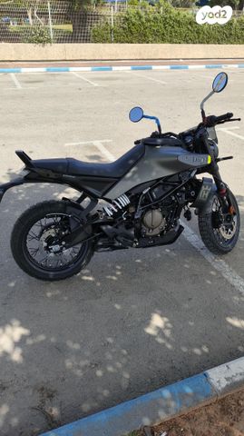 מודעת רכב הוסקוורנה SVARTPILEN 401