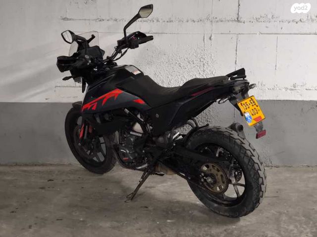 KTM Adventure 390