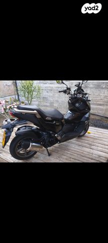 סאן יאנג 125ADX