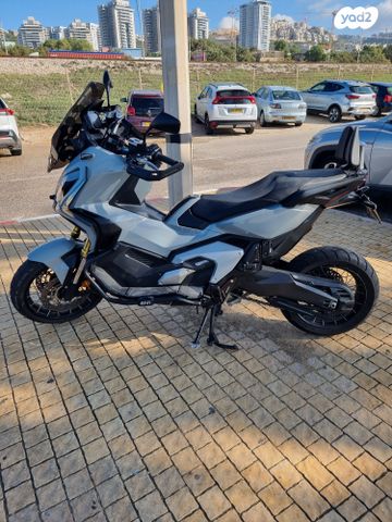 הונדה X-ADV750