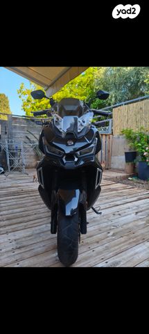 סאן יאנג 125ADX