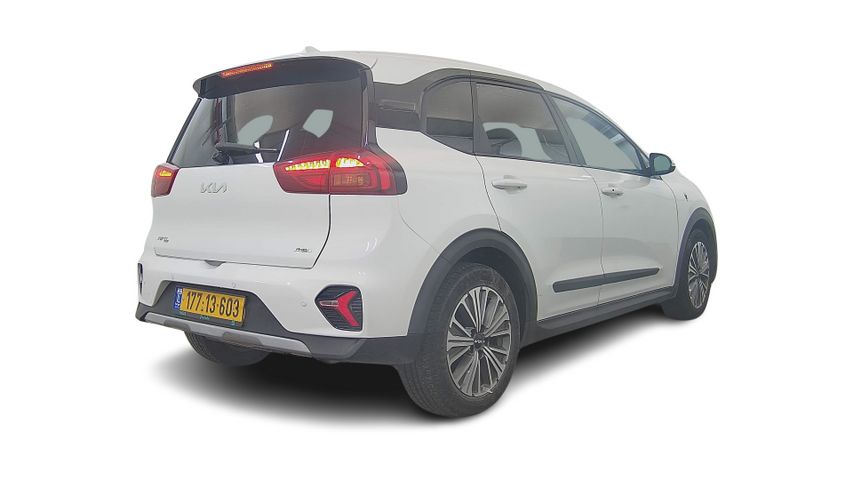 קיה נירו פלוס