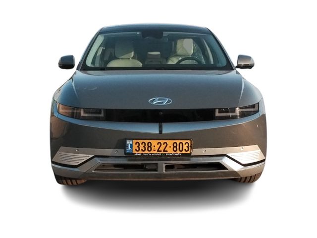 יונדאי איוניק 5