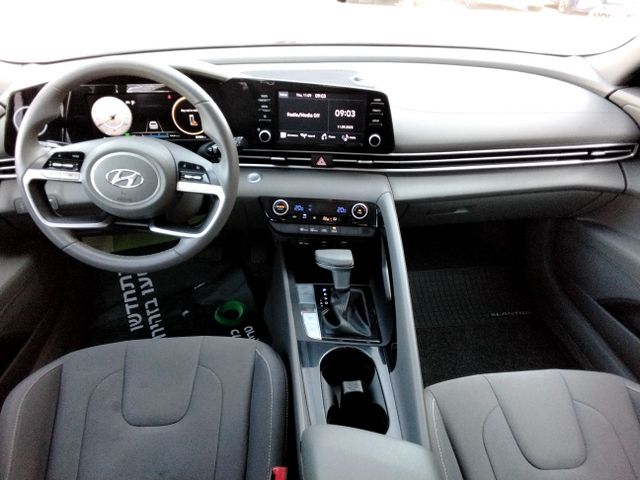 יונדאי אלנטרה