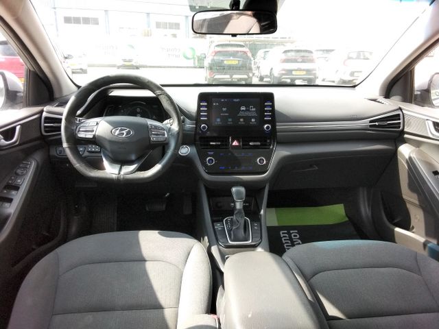 יונדאי איוניק