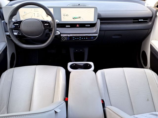 יונדאי איוניק 5