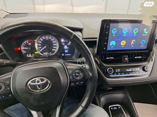 טויוטה קורולה