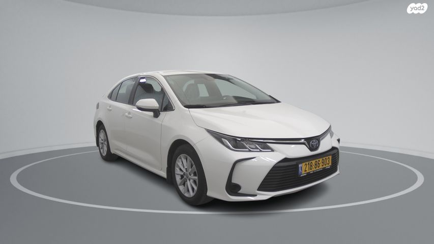 טויוטה קורולה