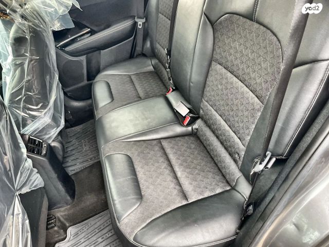 קיה נירו פלוס