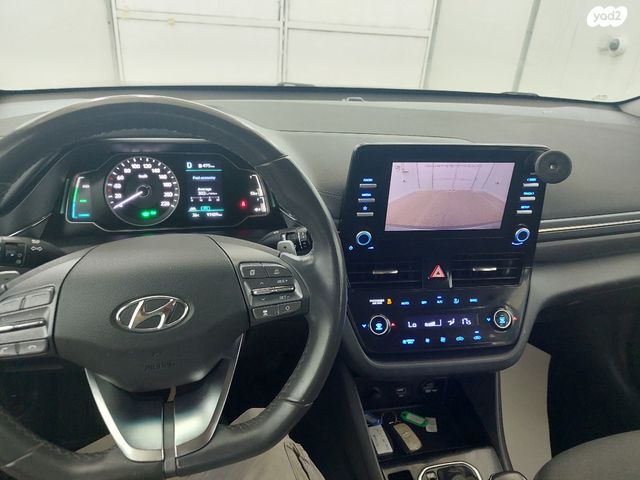 יונדאי איוניק