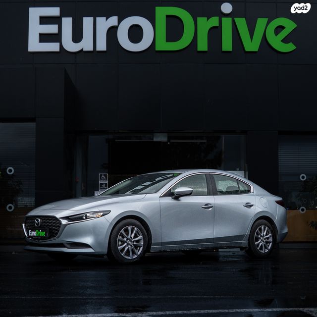 מודעת רכב מאזדה 3