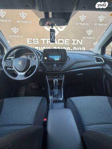 סוזוקי S-Cross