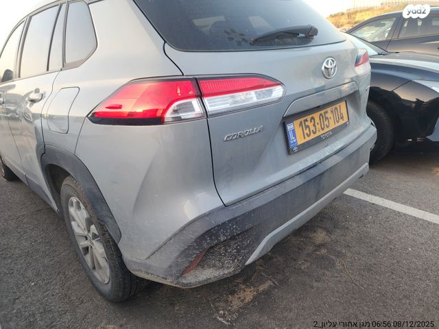 טויוטה קורולה קרוס