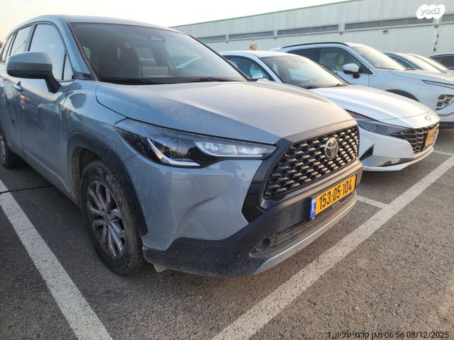 טויוטה קורולה קרוס