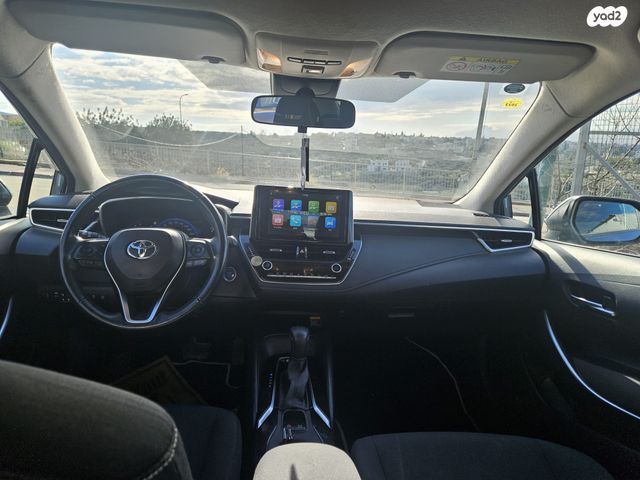 טויוטה קורולה