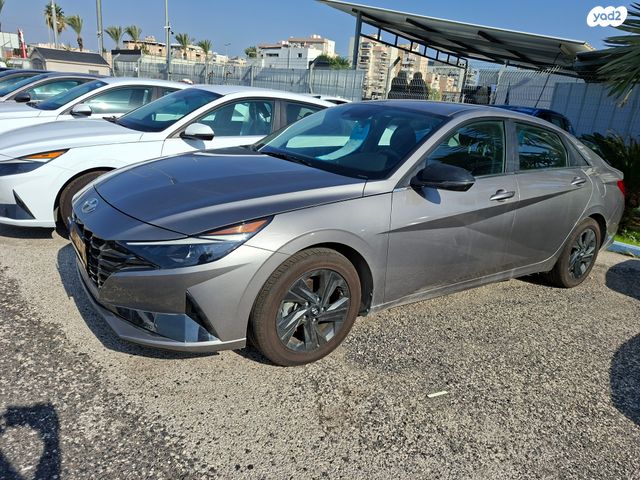 יונדאי אלנטרה