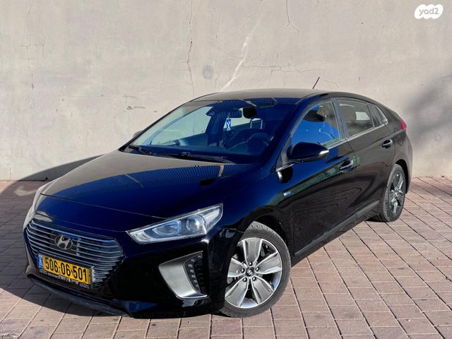 יונדאי איוניק