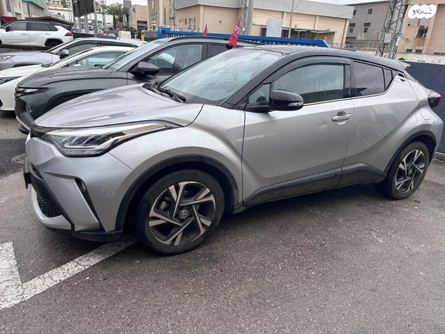 טויוטה C-HR