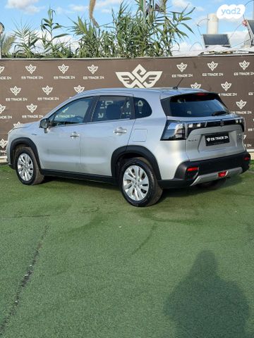 סוזוקי S-Cross