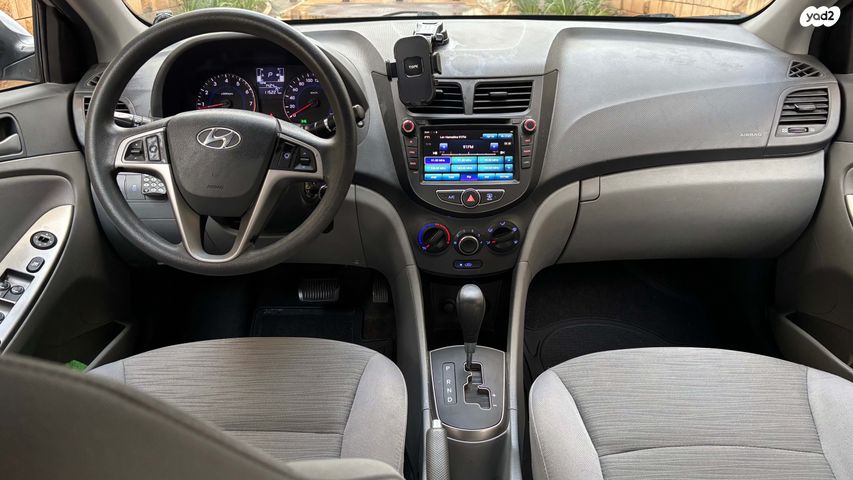 יונדאי אקסנט i25