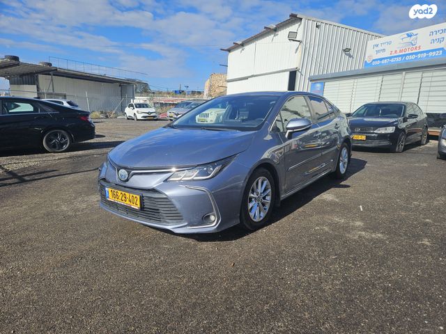 טויוטה קורולה