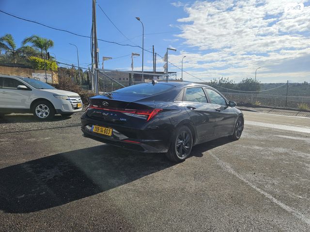 יונדאי אלנטרה