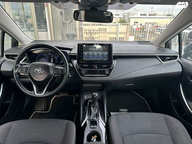 טויוטה קורולה