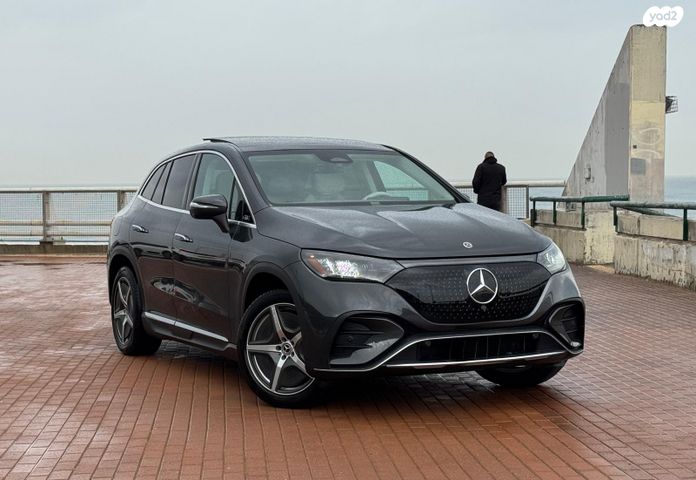 מרצדס-בנץ EQE SUV