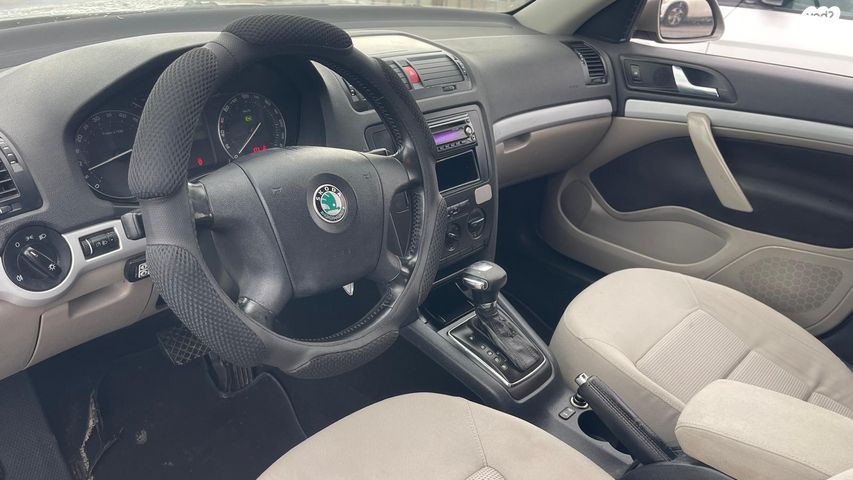 סקודה אוקטביה