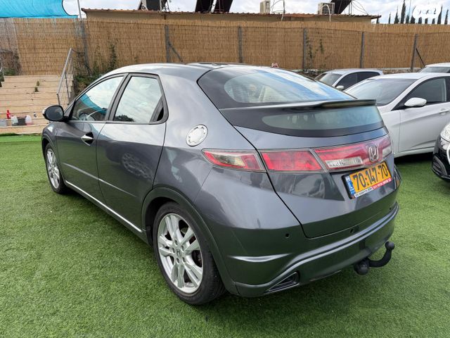 הונדה סיוויק