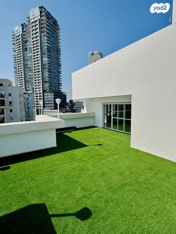 גג/ פנטהאוז, הצוללים 2, רובע ד', אשדוד