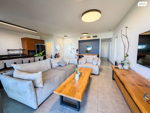 דירה, אלמוג 8, אכזיב, נהריה