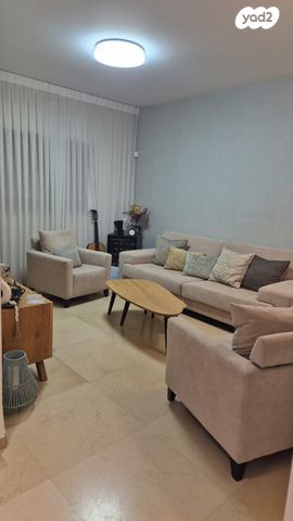 סמטת משה דיין 10