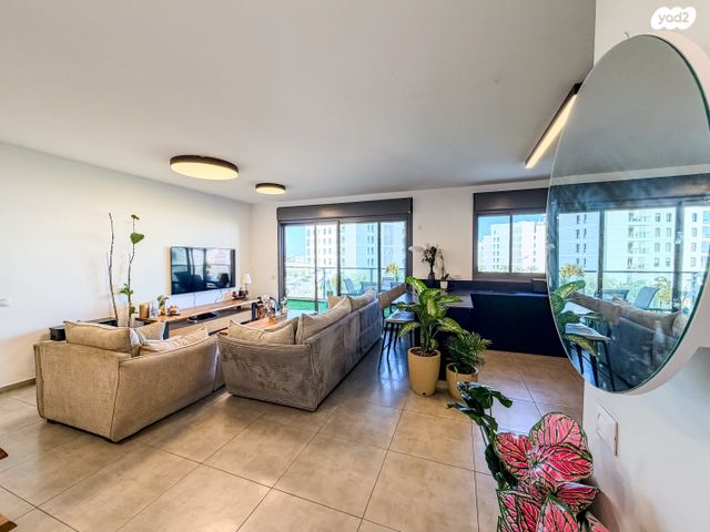 דירה, אלמוג 8, אכזיב, נהריה