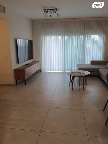 דירה, שדרות בן צבי 106, אגמים, נתניה