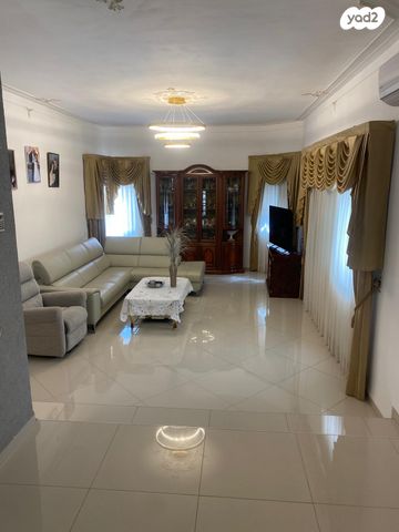 בית פרטי/ קוטג', סמטת רקפת 18, בנה ביתך, קרית ים