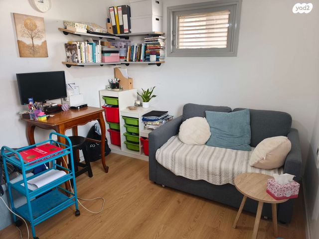 דירה, מטולה 4, נווה רם, שיכון מזרחי, רמת גן