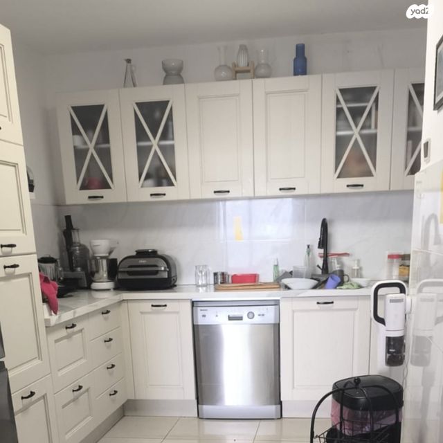 דירה, מטולה 4, נווה רם, שיכון מזרחי, רמת גן