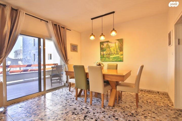 גג/ פנטהאוז, השופטים 1, אחוזת כנרת, טבריה