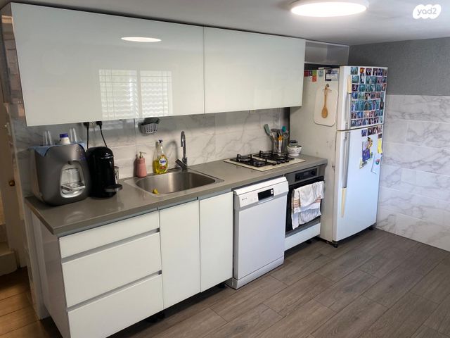 בית פרטי/ קוטג', סמטת רקפת 18, בנה ביתך, קרית ים