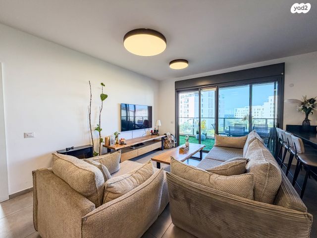 דירה, אלמוג 8, אכזיב, נהריה