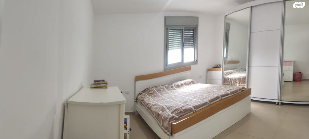 דירה, האגמית 7, החותרים, טירת כרמל