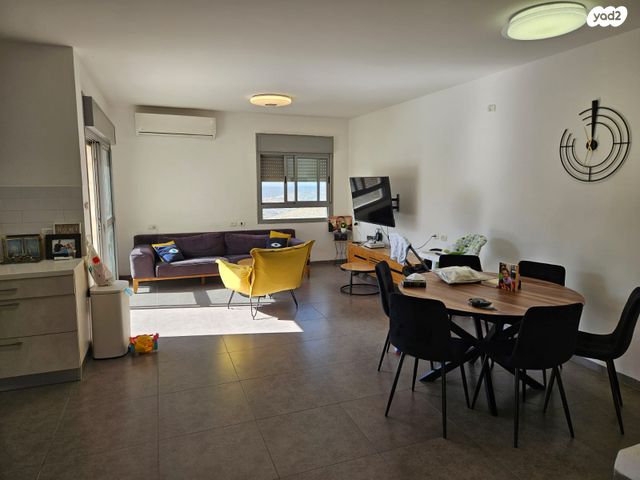 דו משפחתי, נחל געתון 408, ניל''י, ניל"י