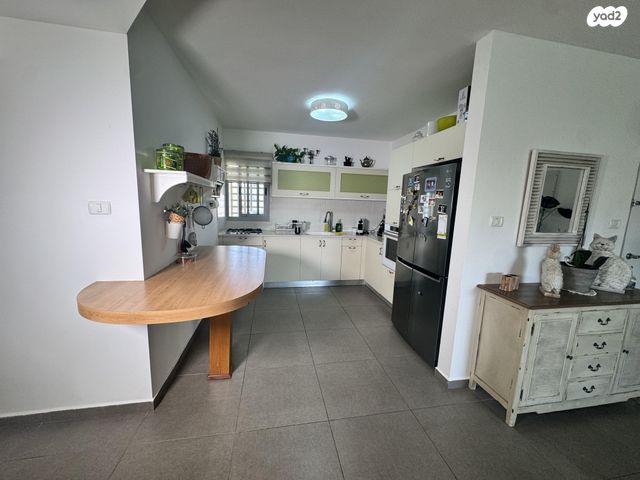 דירה, משה קהירי 11, רמות הרכס, באר שבע